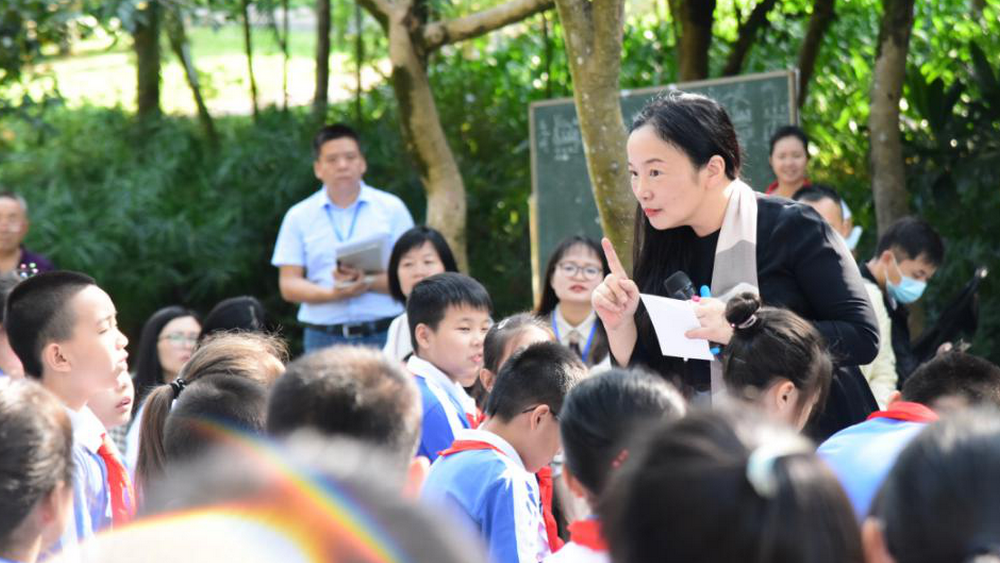 這是兒童的節(jié)日，更是對成年人的提醒